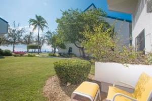 Seven Mile Beach Villas Of The Galleon المظهر الخارجي الصورة